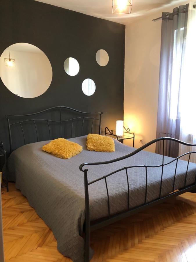 טרוגיר Apartments Salona מראה חיצוני תמונה