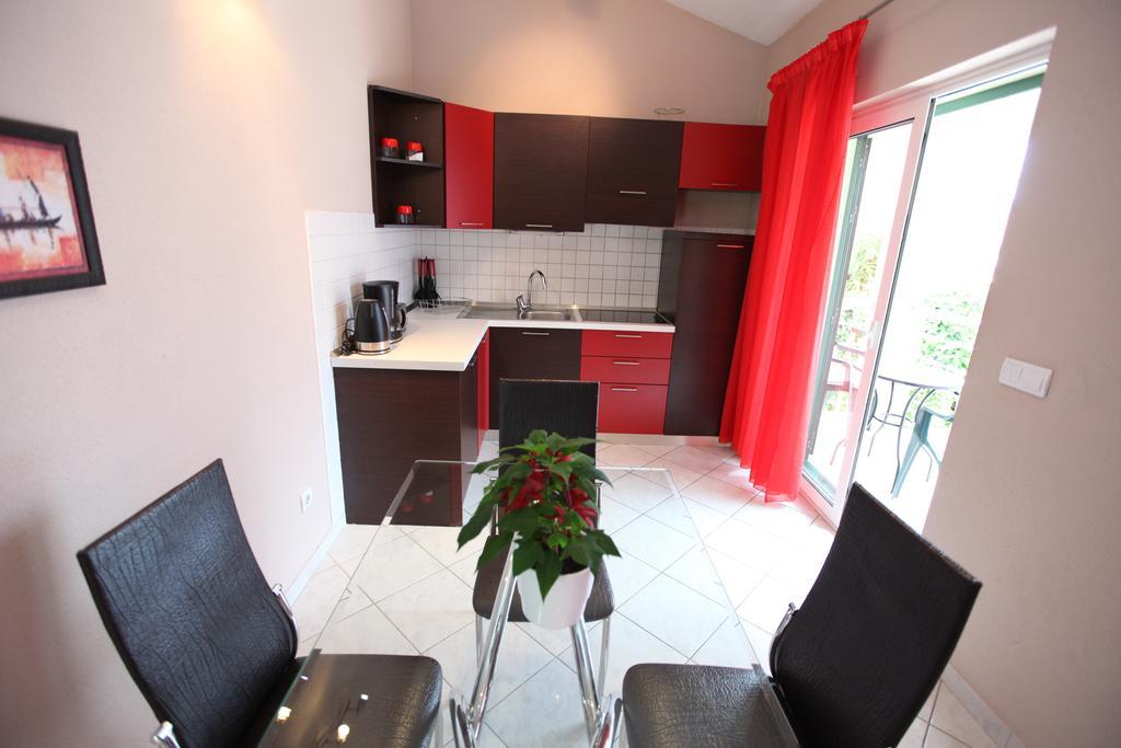 טרוגיר Apartments Salona מראה חיצוני תמונה