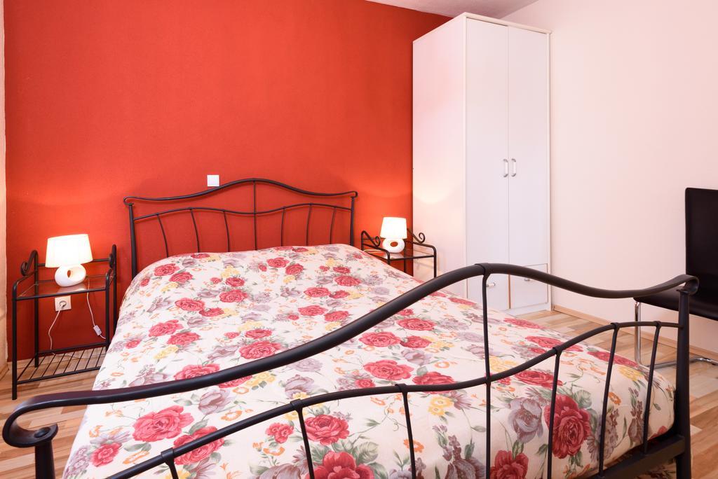 טרוגיר Apartments Salona מראה חיצוני תמונה